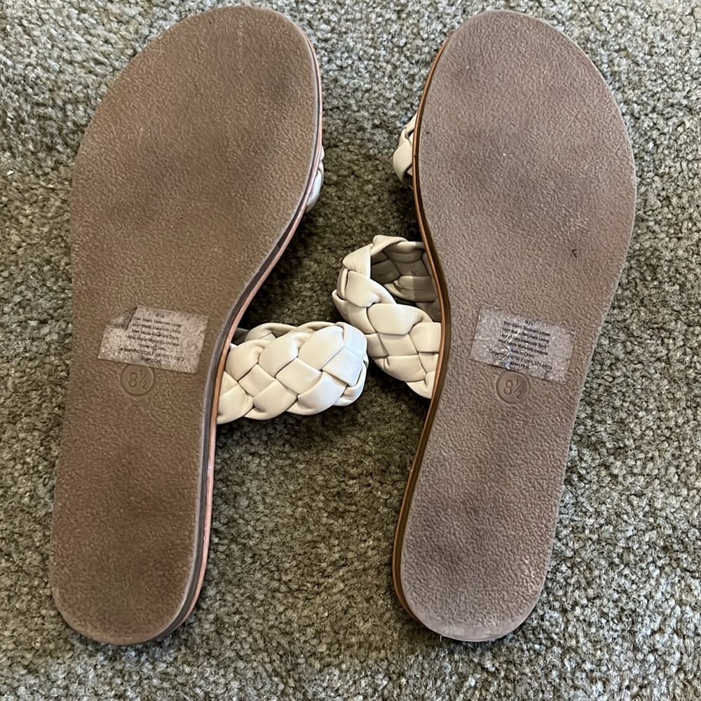 Sandals - Picture 3 of 3